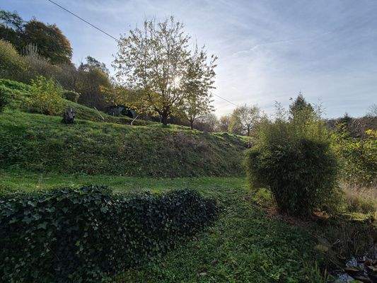 Terrassierter Grundstücksbereich