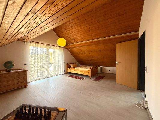 Schlafzimmer 2 DG - Hs.Nr. 32a