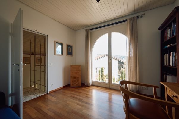 Dachgeschoss, Zimmer mit Balkon 
