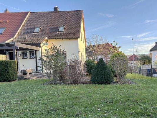 Gartenansicht - viel Platz im Garten