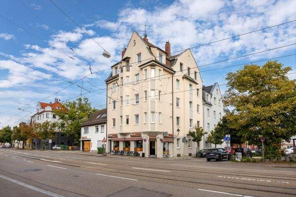 Straßnansicht (hinteres Gebäude)