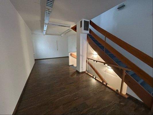 Geschäftsraum im EG