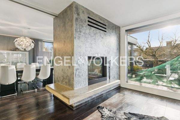 Wohnbereich mit Kamin