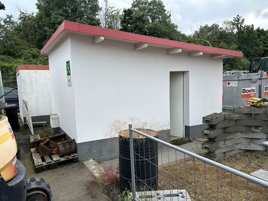 Kundentoilette + Garage