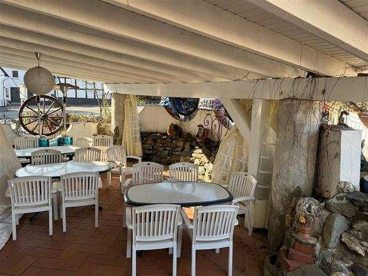 überdachter Biergarten (Winterzeit)