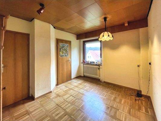 EG Esszimmer vor Küche