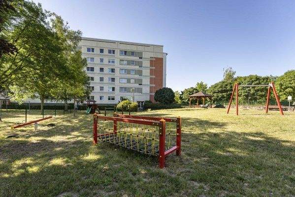 Hofansicht mit Spielplatz