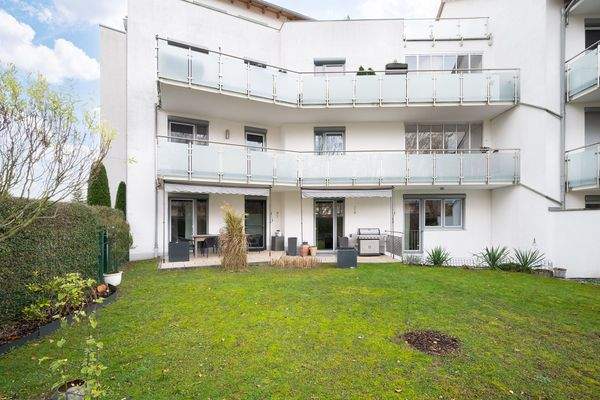 großzügiger Garten