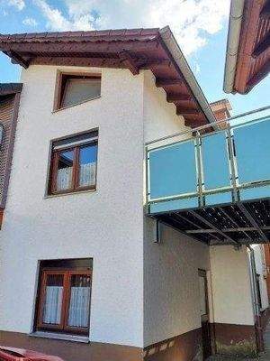 Nebengebäude: Waschküche, Heizung, Gästezimmer