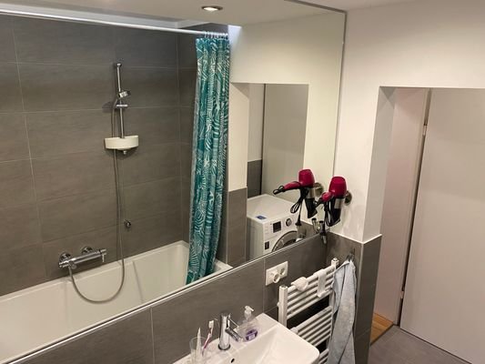 Badezimmer - weitere Ansicht