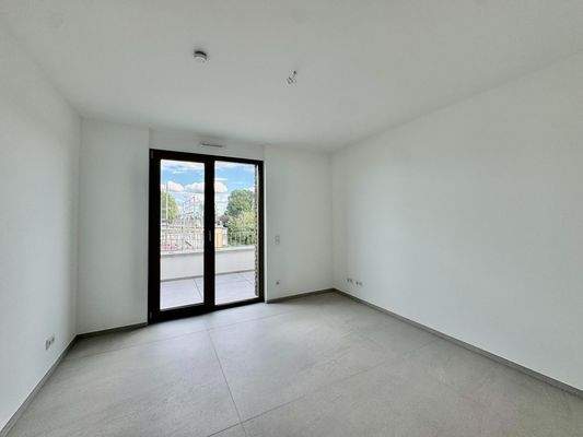 Gäste- / Kinderzimmer / Büro 1