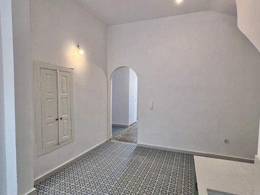 Kreta, Kritsa: Renovierte Wohnung mit Balkon zu verkaufen