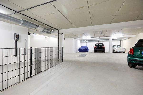 Großräumige Garage