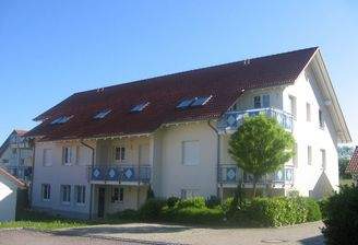 E1121_12389-kurz_Aussen