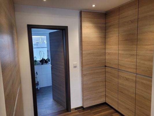 Tolle Einbauschränke im OG