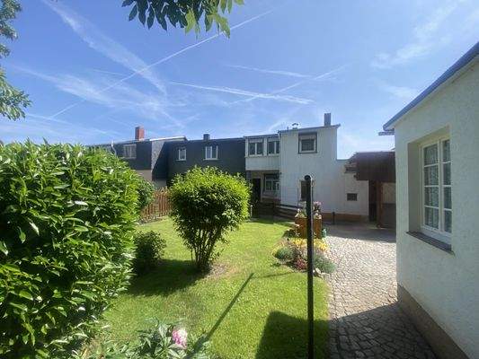 westlicher Gartenblick