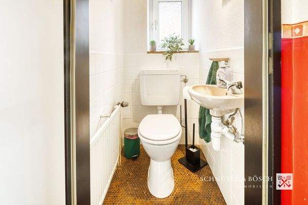 Das Gäste-WC im Erdgeschoss