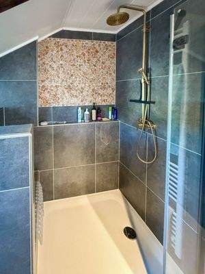 Dusche im Dachgeschoss