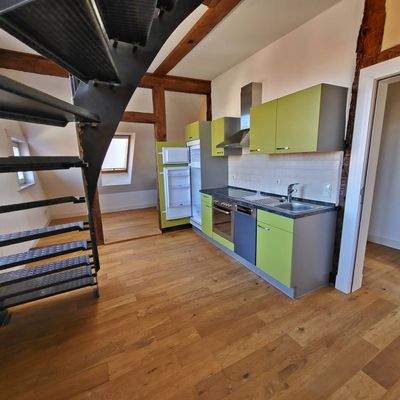 Einbauküche mit Kühl-Gefrierkombi