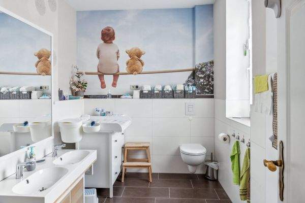 Duschbad im Hochparterre