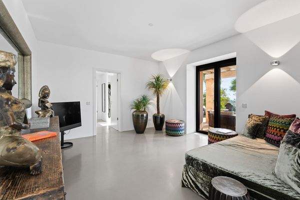 Extra Fernsehraum Hauptschlafzimmer