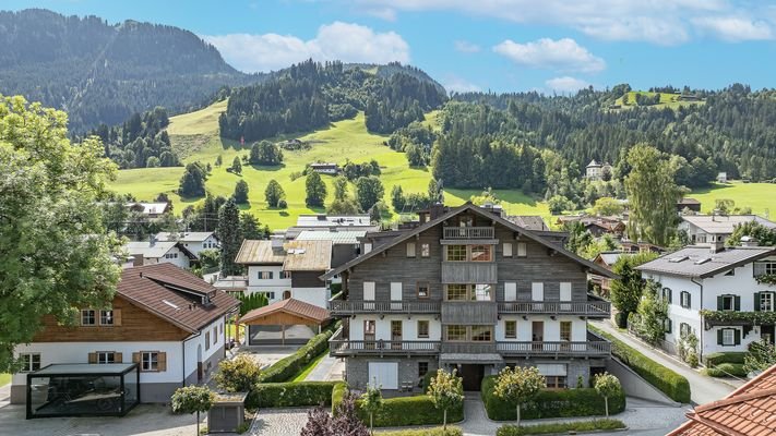 KITZIMMO-Luxuswohnung mit Pool in zentraler Toplage - Immobilien Kitzbühel.