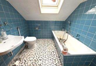 Badezimmer DG