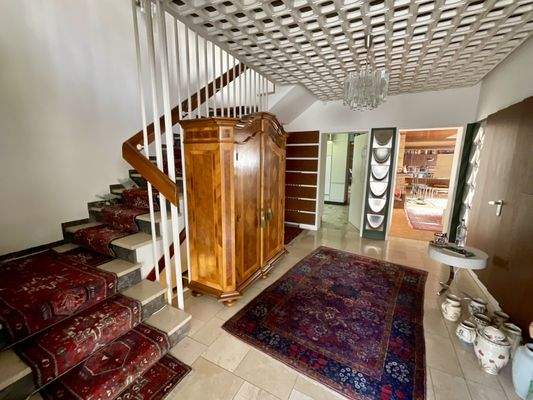 großzügiger Eingangsbereich