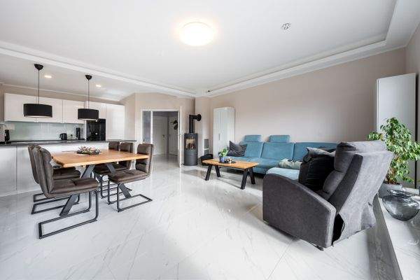 DI - Forbes Global Properties