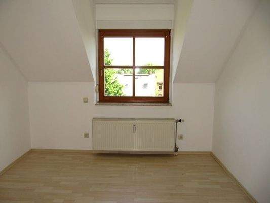 Geräumiges Kinderzimmer