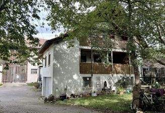 der idyllische Hof