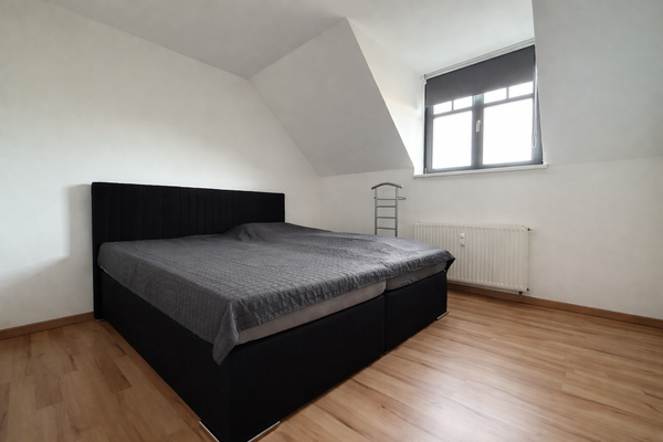 Geräumiges Schlafzimmer