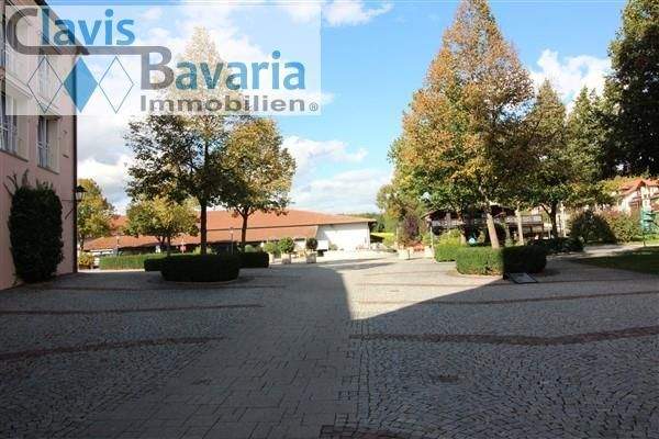 Weg zum Parkstadl, hier ist ein Stellplatz zusätzlich zu kaufen möglich