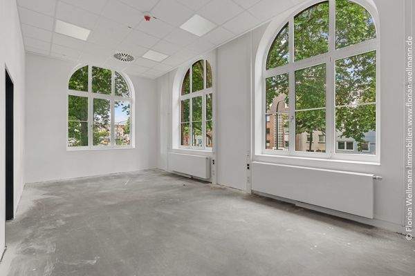 Konferenzraum oder Großraumbüro im 1. Obergeschoss.