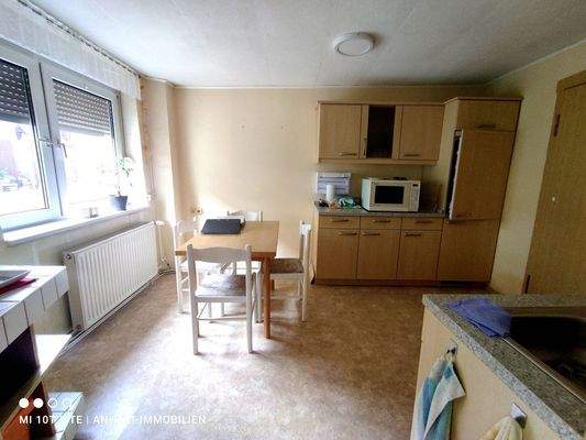 Haus rechts- EG - Küche