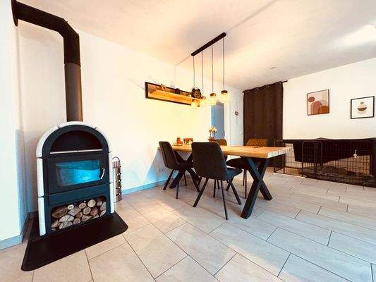 51. Wohn- und Essbereich EG