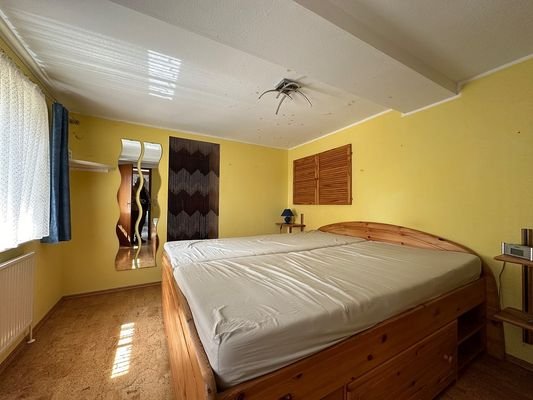 WHG 1 / EG Schlafzimmer