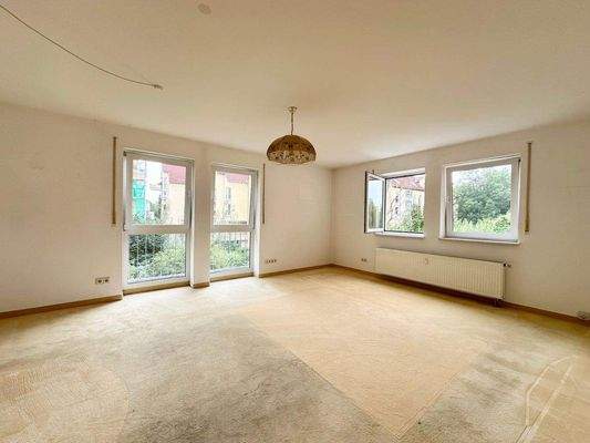 Wohnzimmer (Teppich wurde inzwischen entfernt)