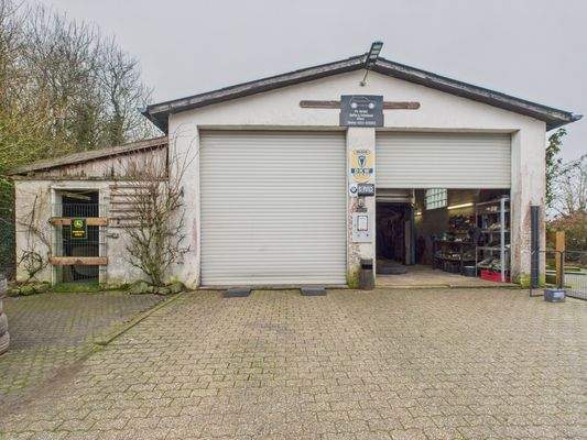 CAM01223G0-PR0176-STILL078