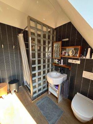 DG Dusch-Bad mit WC.jpg