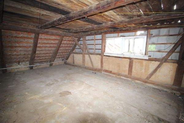 Dachgeschoss unausgebaut