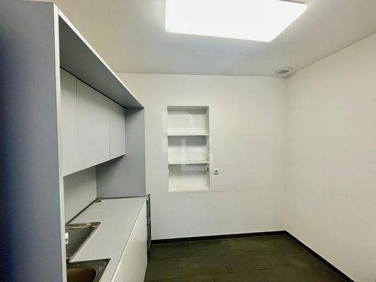 Großzügiger Küchenbereich 