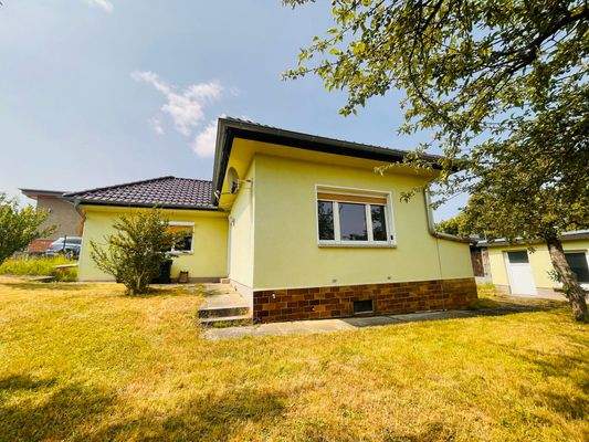 Rückseite der Immobilie