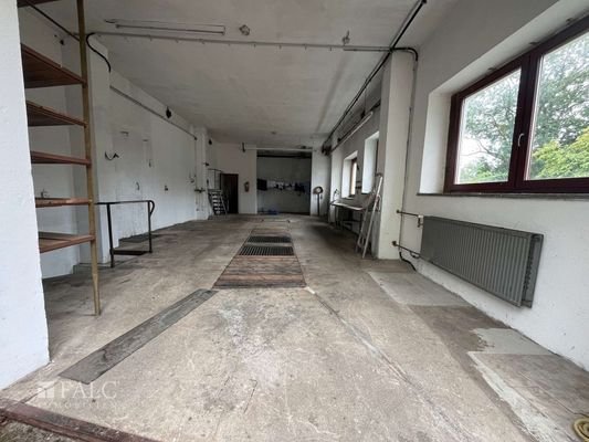 Garage Hinterhaus