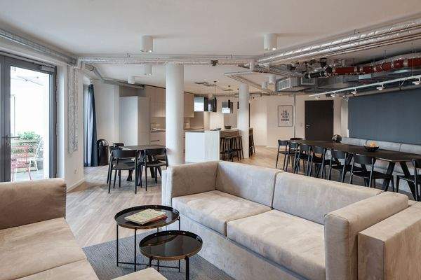 THE FIZZ Hamburg Altona 11.jpg