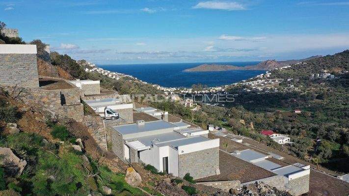 Sea View Villas Intertwined With Nature in Bodrum Yalikavak