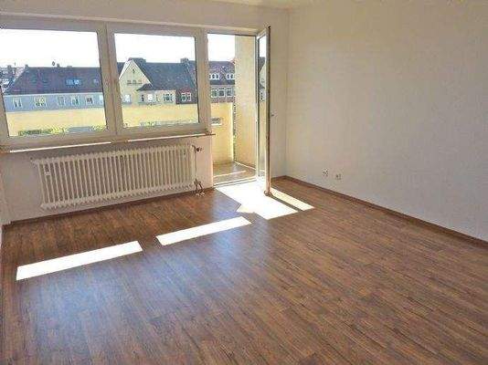 WOHN-/SCHLAFZIMMER M.ZUGANG Z.WESTBALKON Ansicht 2