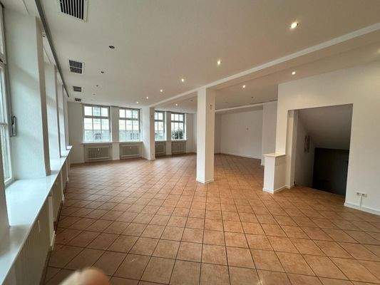 ANSACON Blick Einumer Straße innen von der Eingangstür - Kopie