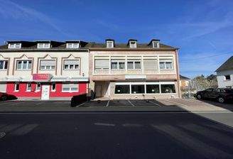 Aussenansicht + Stellplätze