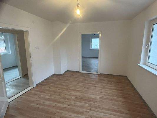 Großzügiges Wohnen im OG